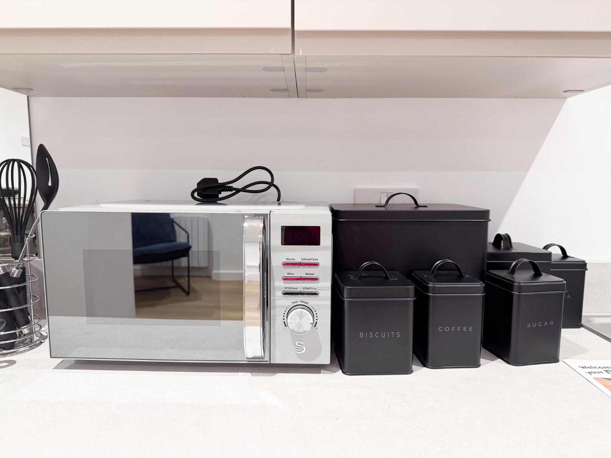 Spacious Modern 1 Bed Apartments In St Neots - Perfect For Contractors & Professionals - Free Parking - Wifi - Fully Equipped Kitchen - Smart Tv Ideal For Work Stays And Long Projects Екстериор снимка