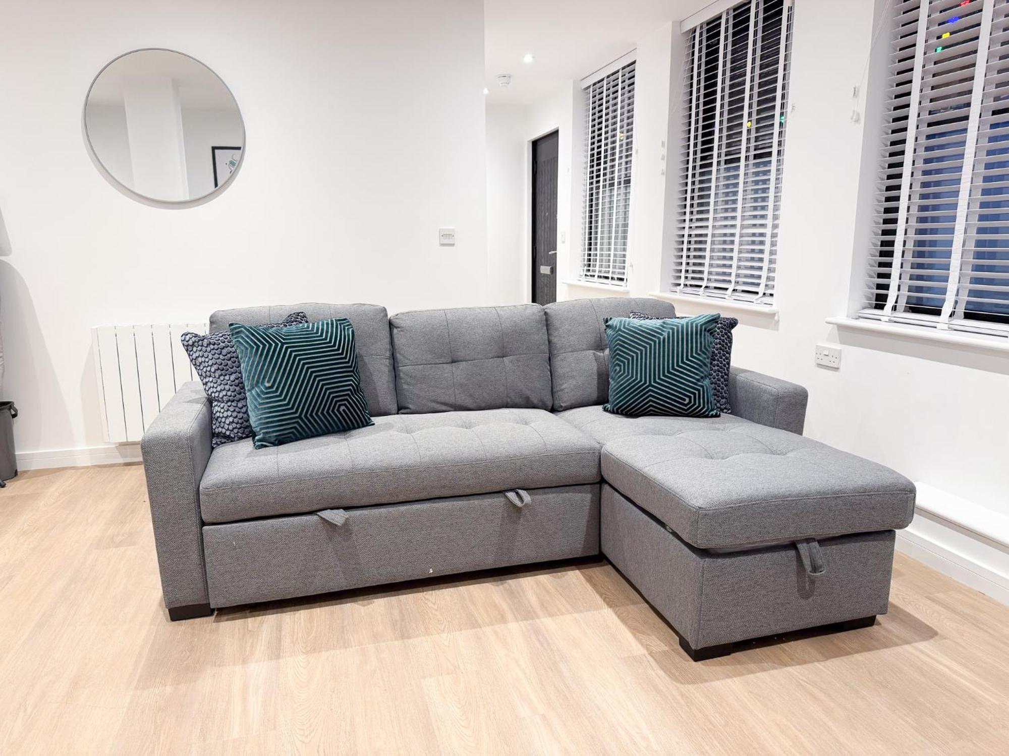 Spacious Modern 1 Bed Apartments In St Neots - Perfect For Contractors & Professionals - Free Parking - Wifi - Fully Equipped Kitchen - Smart Tv Ideal For Work Stays And Long Projects Екстериор снимка